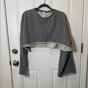 Kimberly Gray Cropped Sweatshirt
